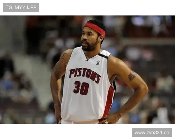 拉希德·华莱士背身单打效率高于队友，关键阶段主导内线得分