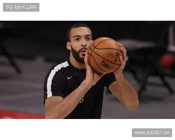 迈克尔·里德突破能力提升助力球队关键时刻得分爆发